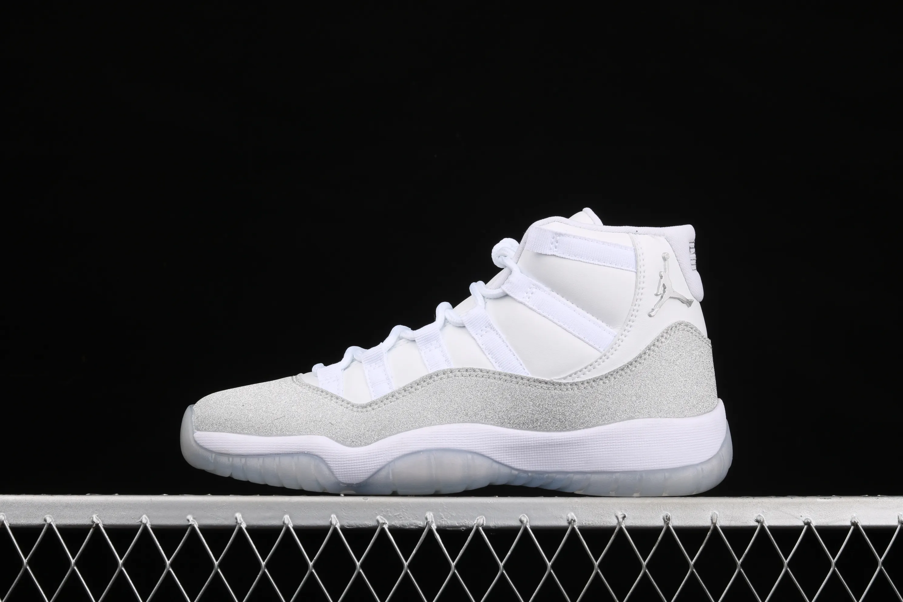 All categories Air Jordan Jordan series basketball shoes Air Jordan 11 Air Jordan 11 Metallic Silver AJ11 Joe 11 Swarovski Starry AR0715-100